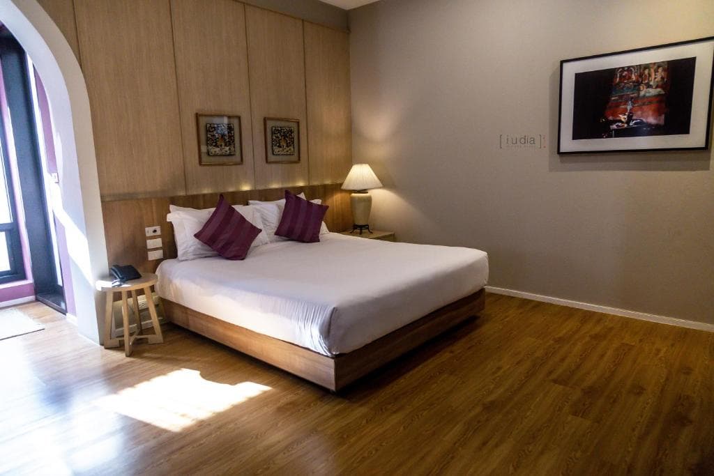 Poolside Room