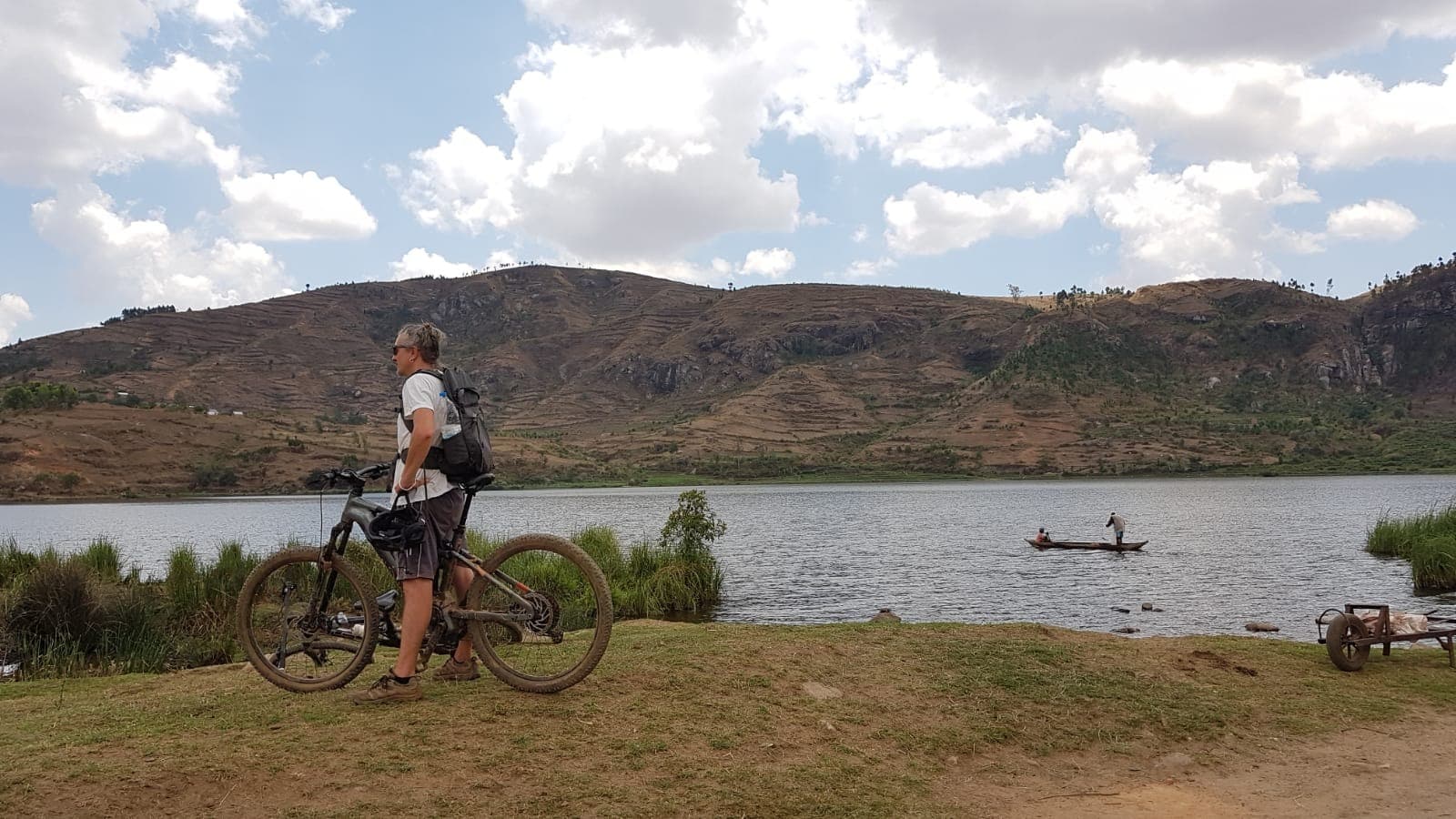 À la découverte des paysages de l'Ouest de Tana en VTT et randonnée pédestre